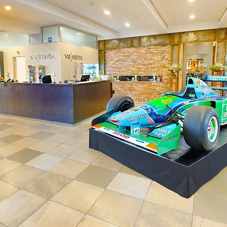 V8 Hotel Classic Motorworld Region Stuttgart Boeblingen Ngoại thất bức ảnh