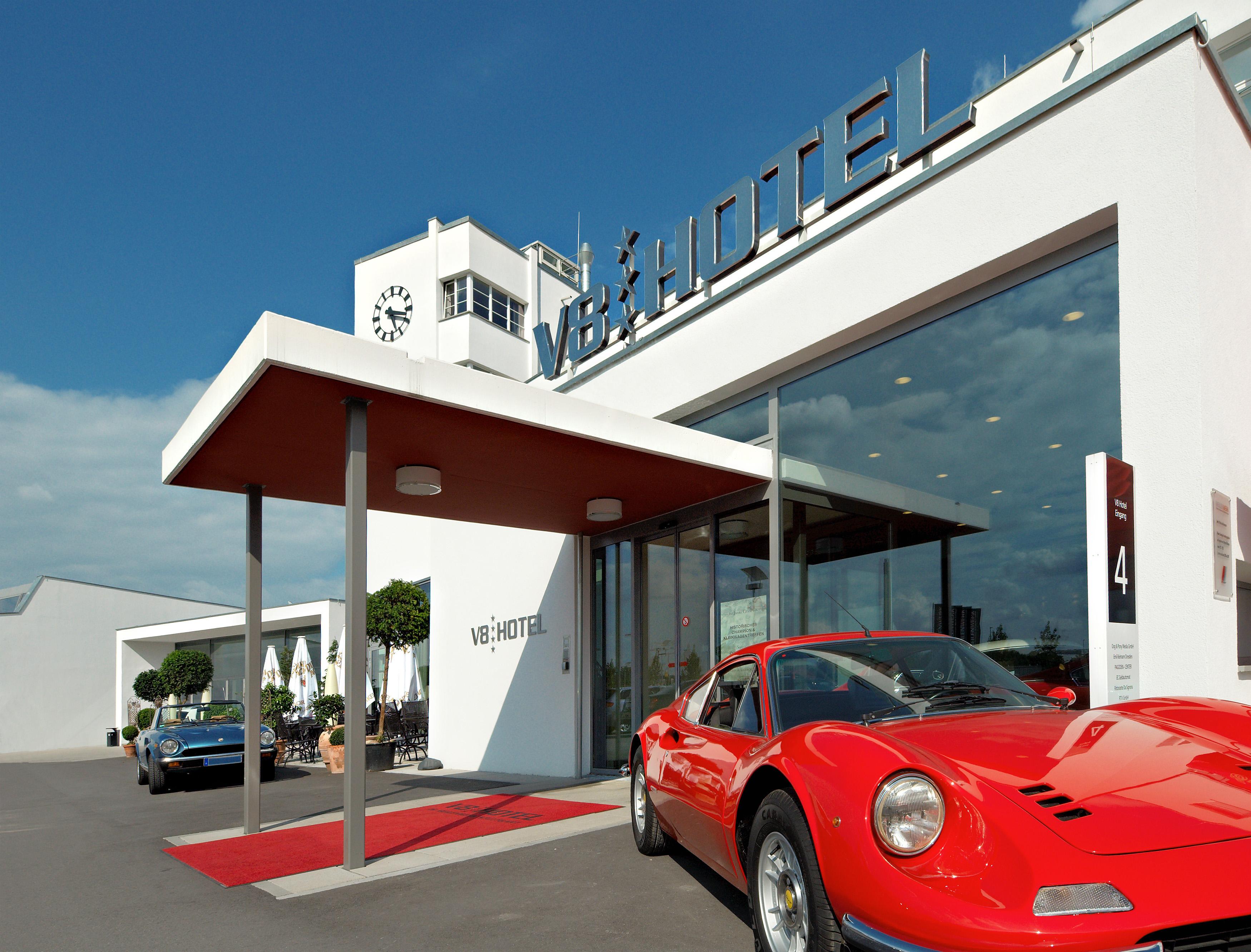 V8 Hotel Classic Motorworld Region Stuttgart Boeblingen Ngoại thất bức ảnh